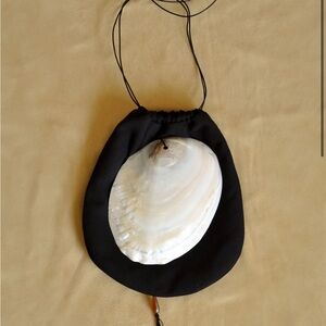 Sloan Shell Evening Bag/Pochette